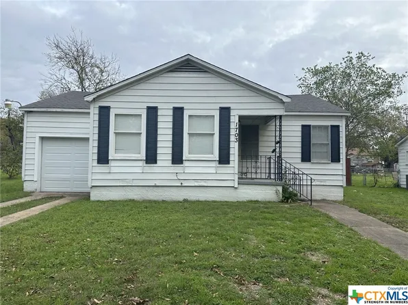1703 S 9th St, Temple, TX 76504