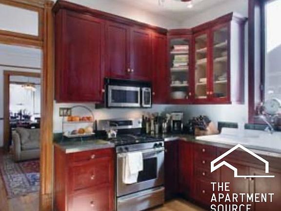 2nd image of 3722 N Southport Ave #3