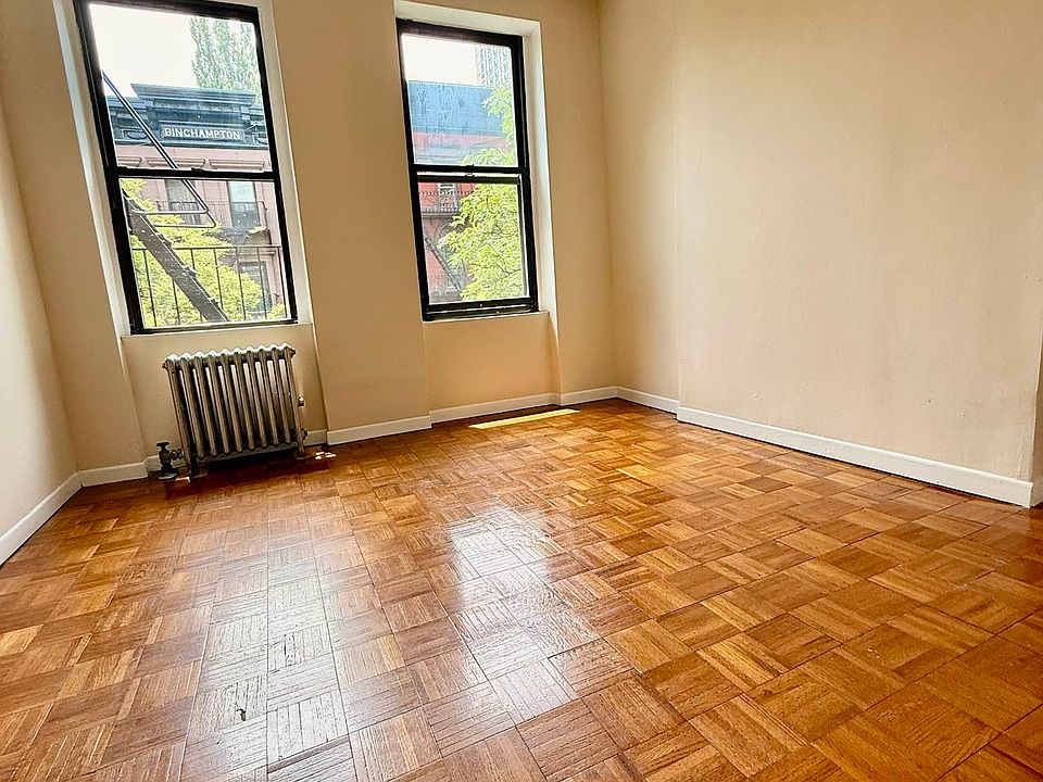 1st image of 321 E 85th St #4