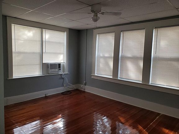 2nd image of 304 N Westland Ave APT 3