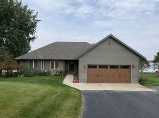 W10710 Mikard Rd, Beaver Dam, WI 53916