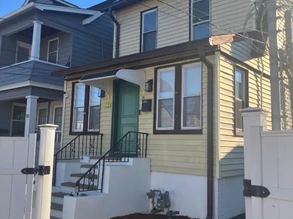 78 Valley St, Newark City, NJ 07106