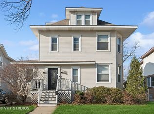 6834 N Oriole Ave, Chicago, IL 60631