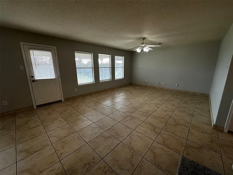 4919 Kasos Isle Dr — Photo 7