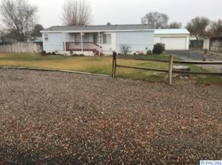 207 Largent Rd, Burbank, WA 99323