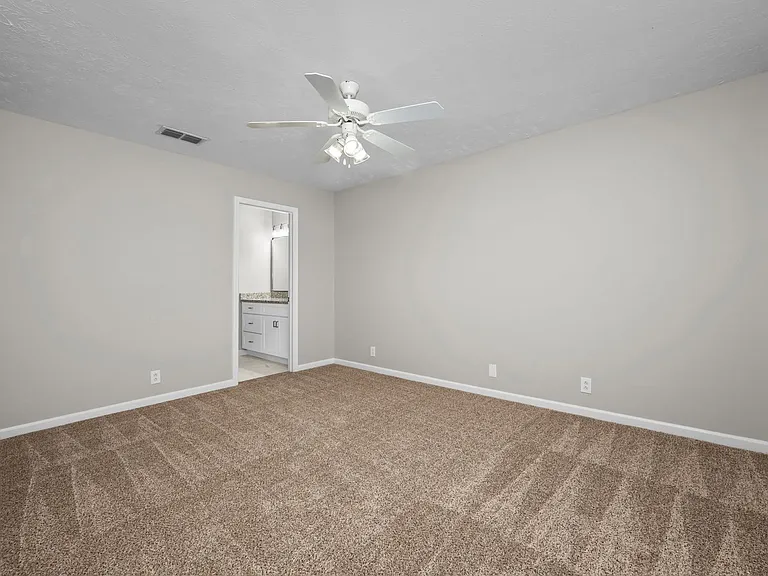 113 Lancaster Gate Pl — Photo 18