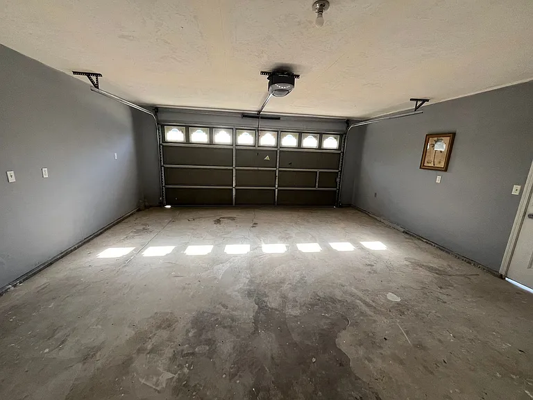 1030 S Vista St — Photo 30