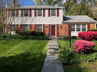 12015 Smoketree Rd, Potomac, MD 20854