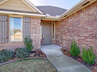 2252 Bretford Way, Norman, OK 73071