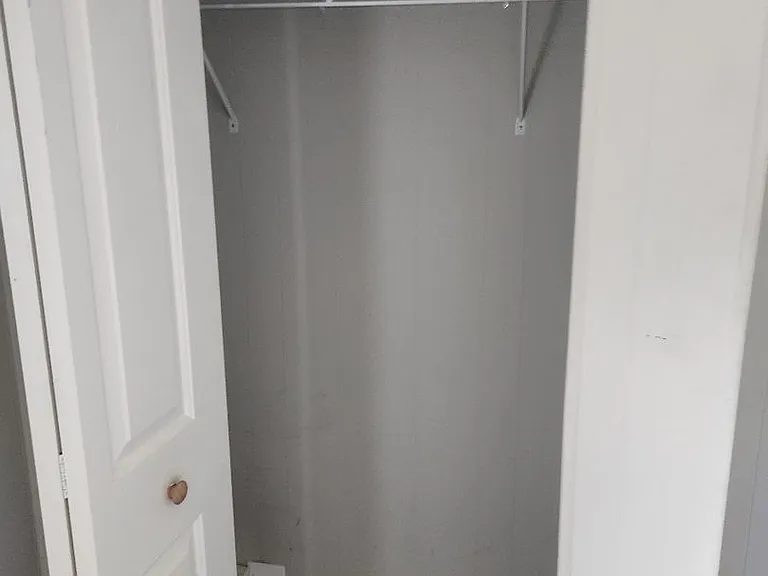 134-136 S Union St #9 — Photo 6
