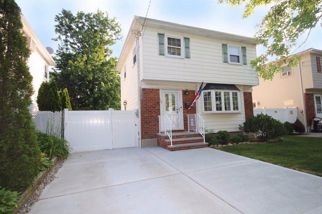 150 Lyndale Ave, Staten Island, NY 10312 Zillow