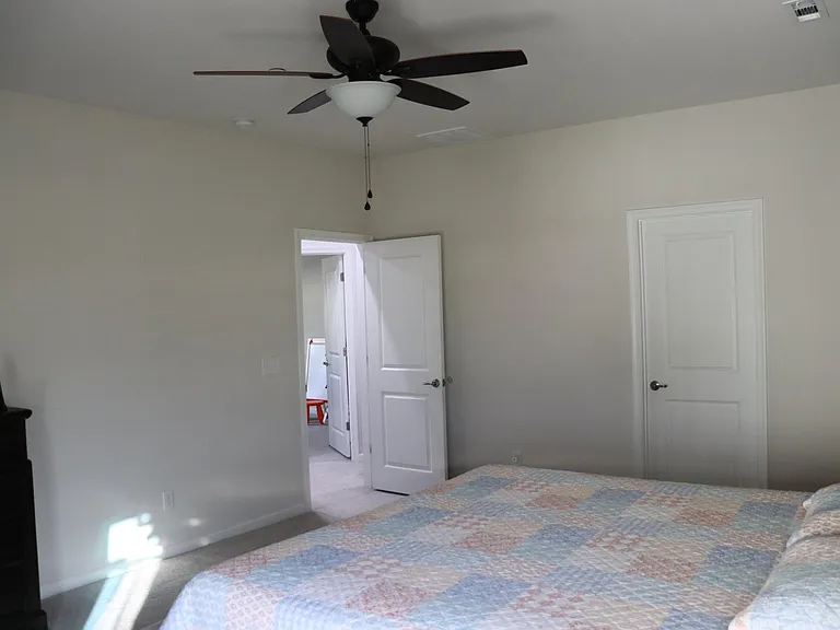 1030 Oglethorpe Dr — Photo 16