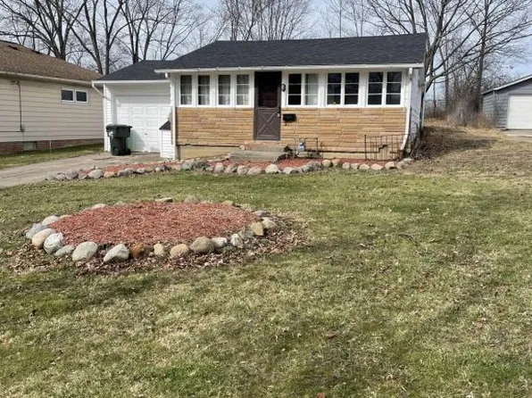 155 Talbot Dr, Bedford, OH 44146