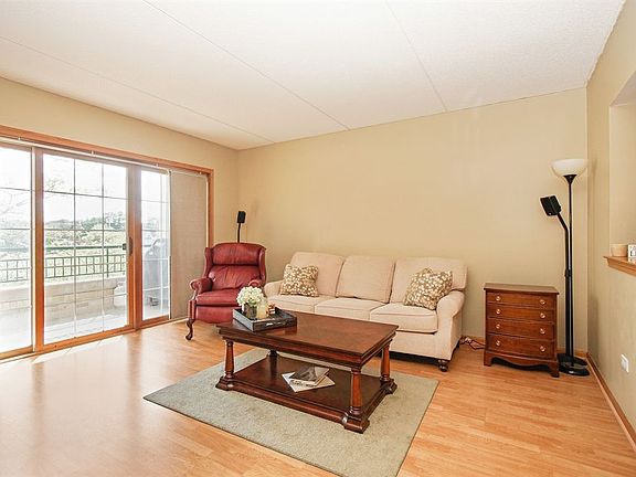 3rd image of 200 W Campbell St Unit 213