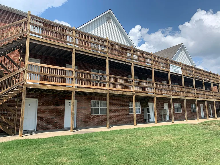 College Place Apartments — Photo 14