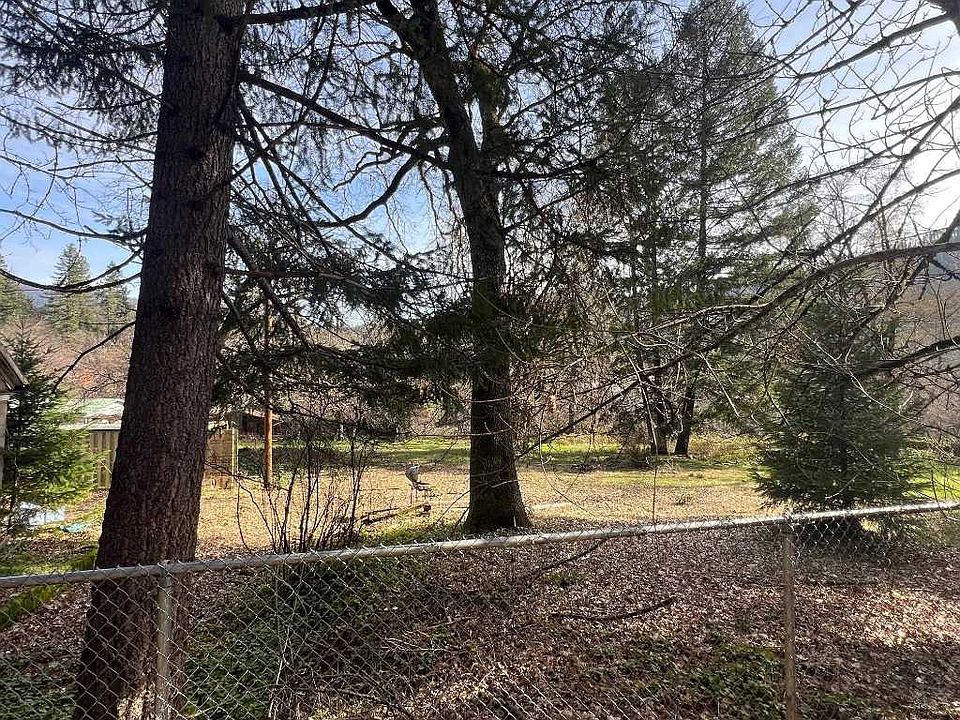 1st image of 308 Buckhorn Rd