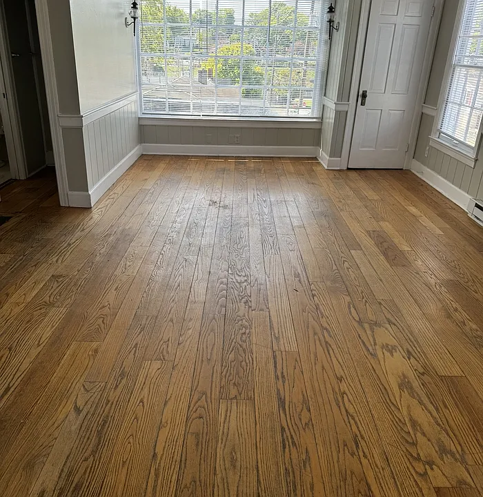 201 S Broadway St #4