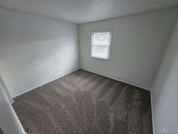 3rd image of 100 Townline Rd #1