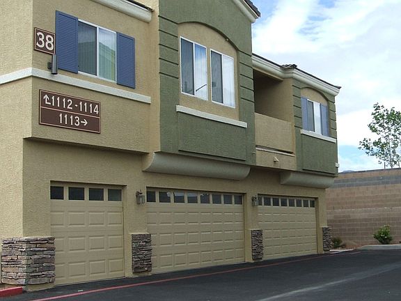 Attached 2 Car Garage