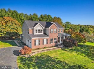 17444 Francis Farm Pl, Hamilton, VA 20158