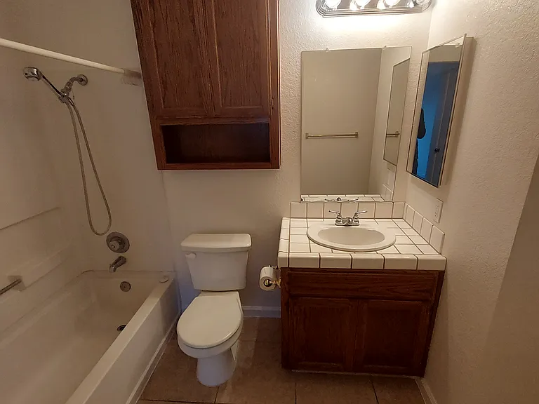 1530 W Main St — Photo 2