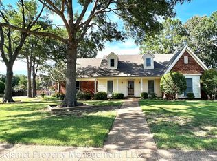 8026 Farmingdale Rd, Germantown, TN 38138