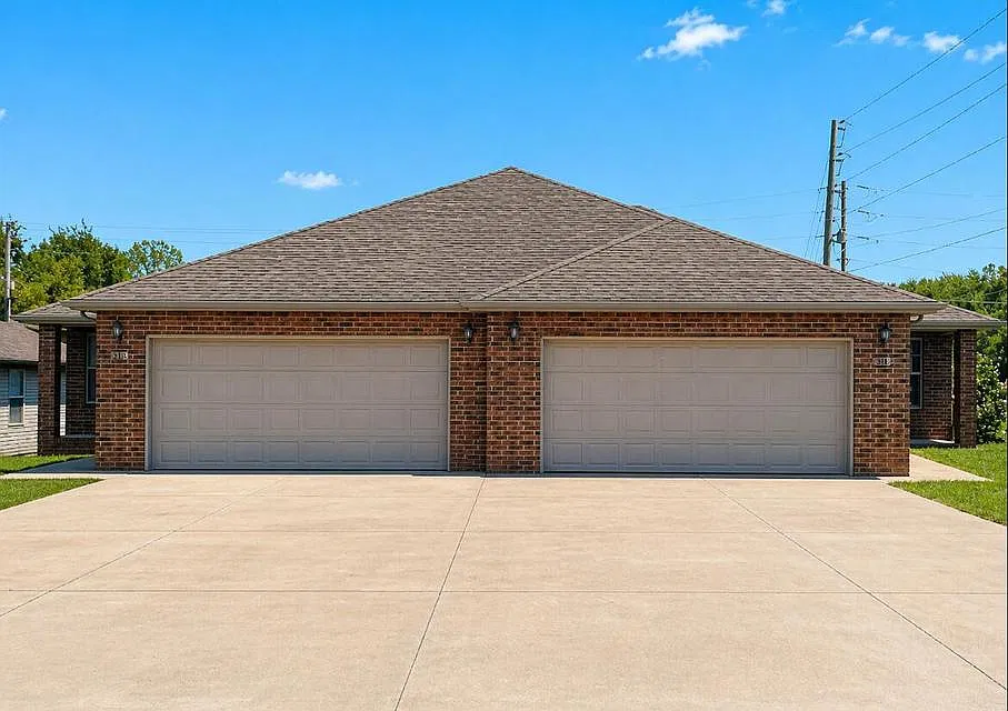 137 Bailey Cir #B