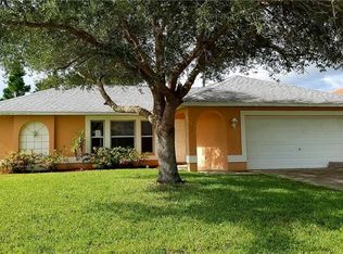 432 SE 23rd Ter, Cape Coral, FL 33990