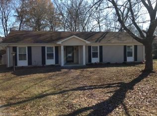 5 Roxby Ct, Greensboro, NC 27455