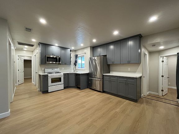 2nd image of 1608 Virginia Pl #A & B