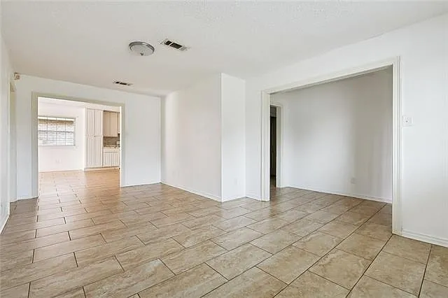 4444 W Esplanade Ave — Photo 6