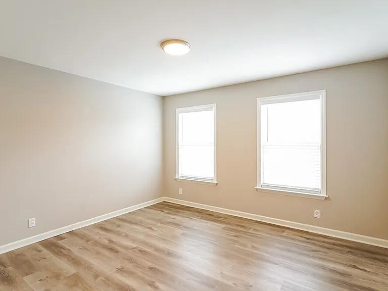 1212 Orchard Mountain Ct — Photo 13