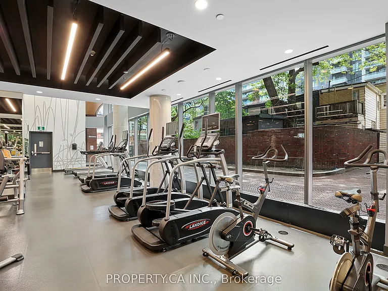 501 Adelaide St W #303 — Photo 26