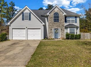 6031 Autumn Green Dr, Fairburn, GA 30213