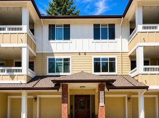 23932 NE 115th Ln UNIT 301, Redmond, WA 98053