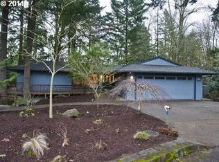 2301 Hillside Ln, Lake Oswego, OR