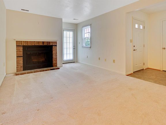 5th image of 201 Chowning Pl #201