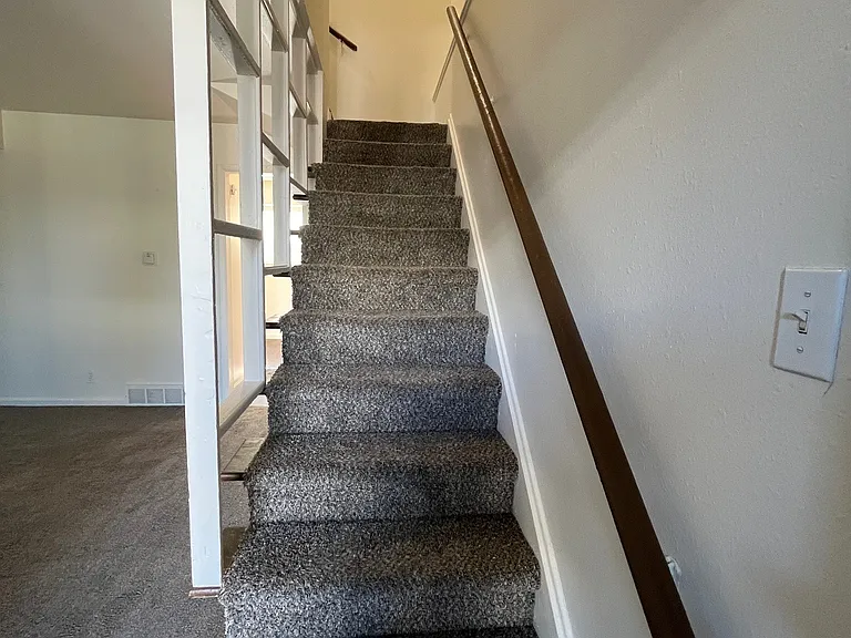 1030 Dayton St — Photo 8