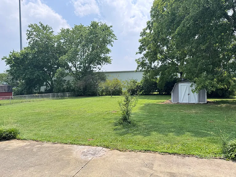 7361 Fields Ertel Rd — Photo 33