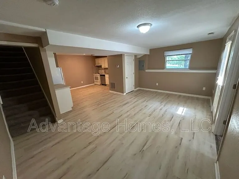 801 Johnson Cir #A — Photo 5