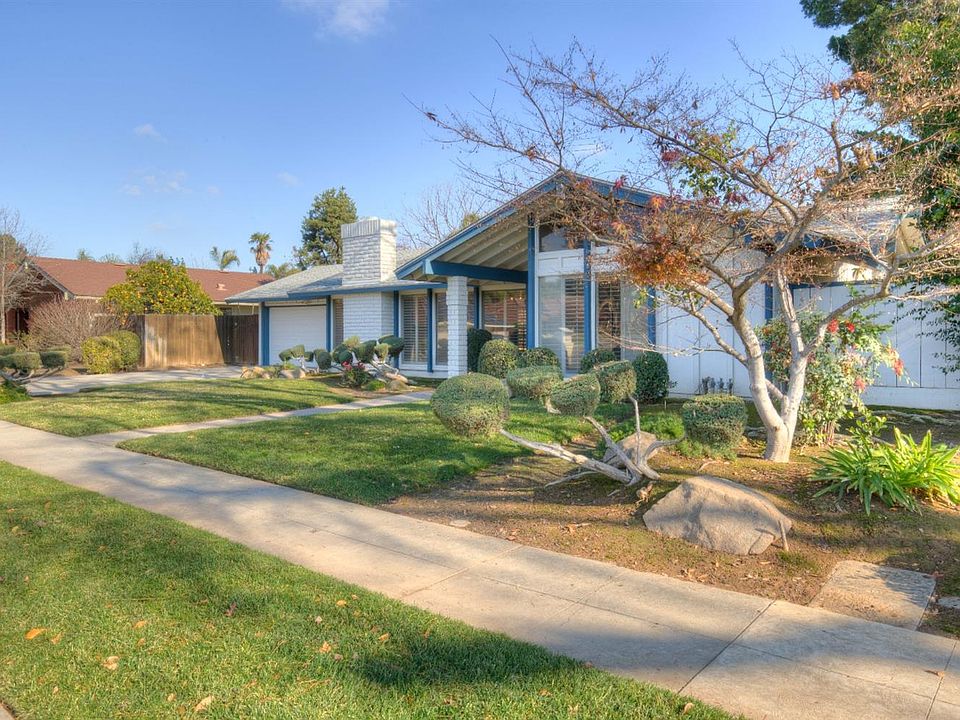 6486 N Valentine Ave, Fresno, CA 93711