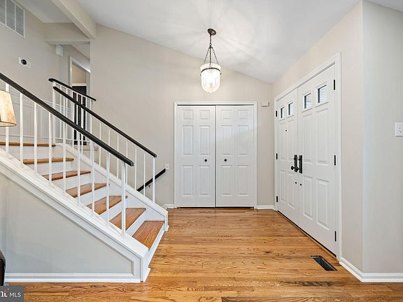4th image of 9933 Courthouse Woods Ct