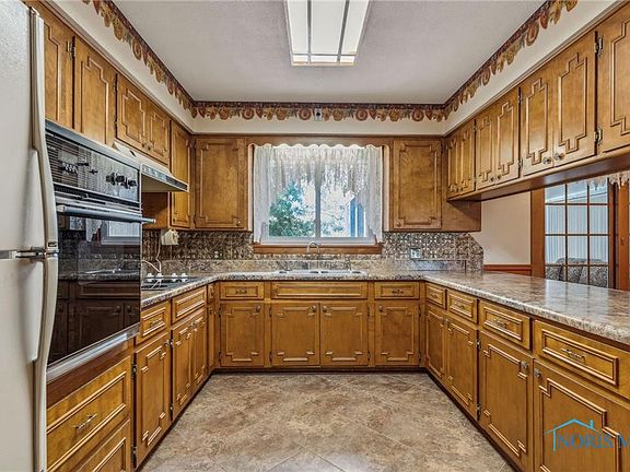 4th image of 8305 Township Road 89