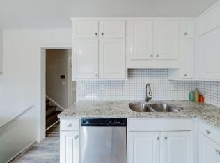 2186 Sterling Ridge Rd, Decatur, GA 30032