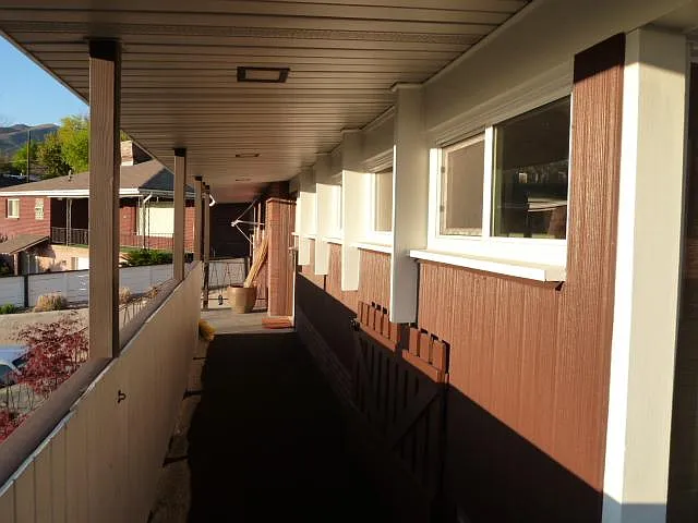 1779 S Foothill Dr — Photo 3