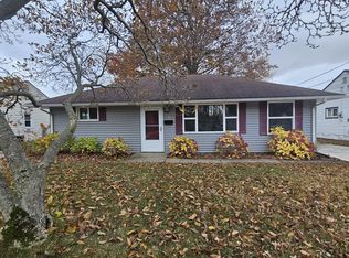 4204 Belle Ave, Sheffield Lake, OH