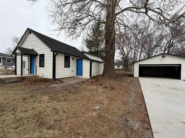 30 Elm St, Carlisle, IA 50047