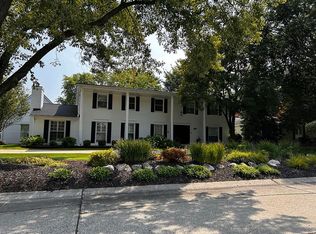 32286 Tall Timber Dr, Farmington Hills, MI