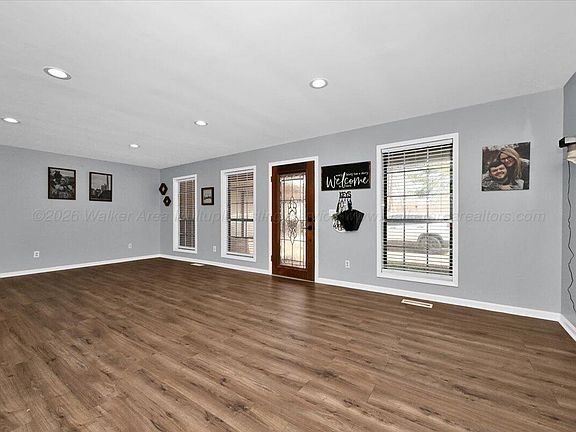 2nd image of 319 Peaceful Acres Rd