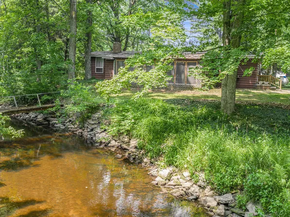 4640 N Lasalle Rd, Scottville, MI 49454